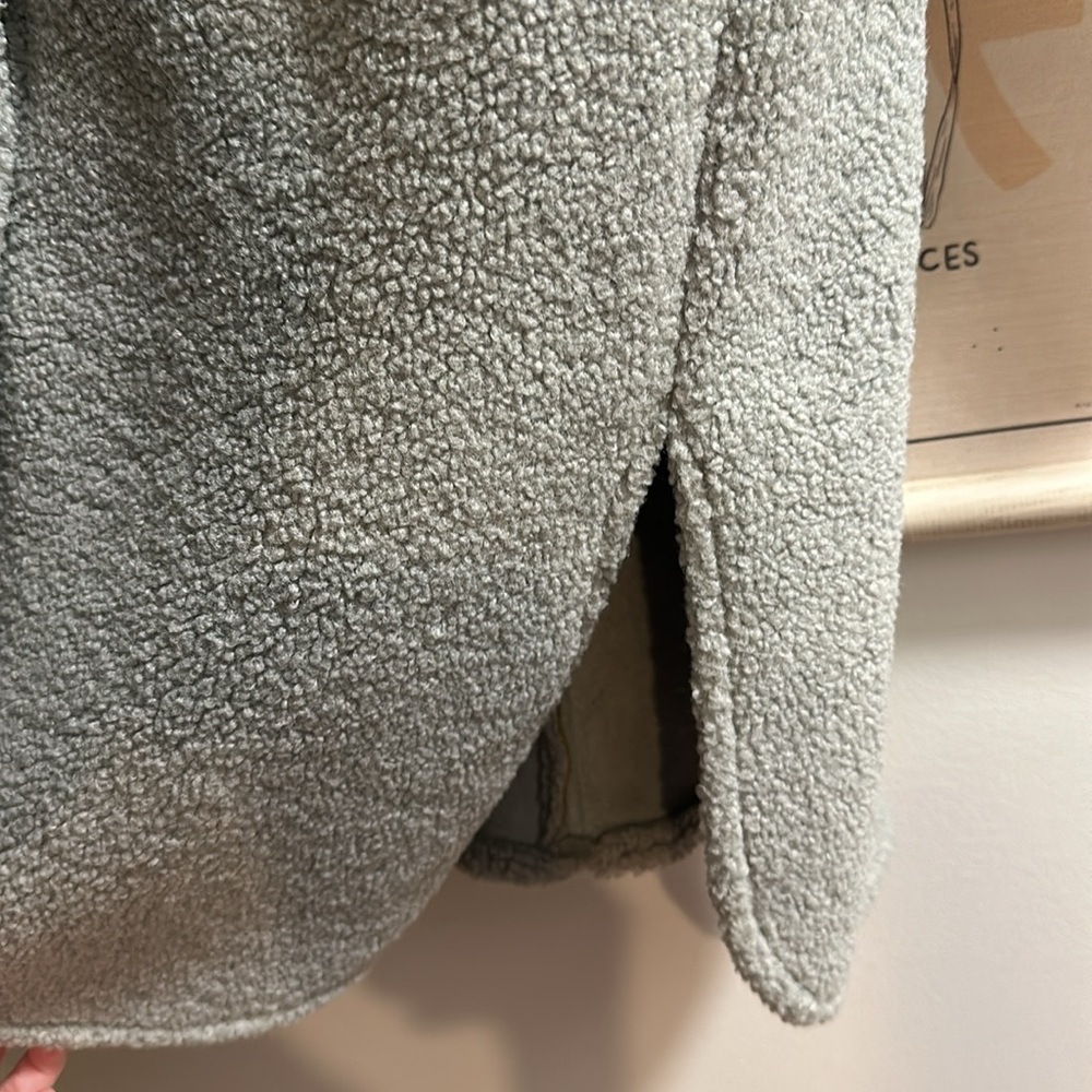 H&M Gray Teddy Jacket - Picture 3 of 5